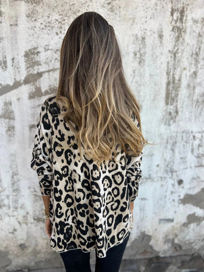 Swantje - Blusa Redonda Con Cuello y Estampado De Leopardo