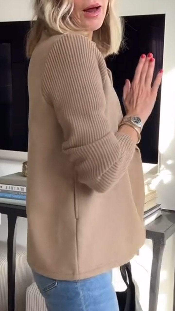 Kittiya - Elegante Blazer De Punto Con Manga Larga