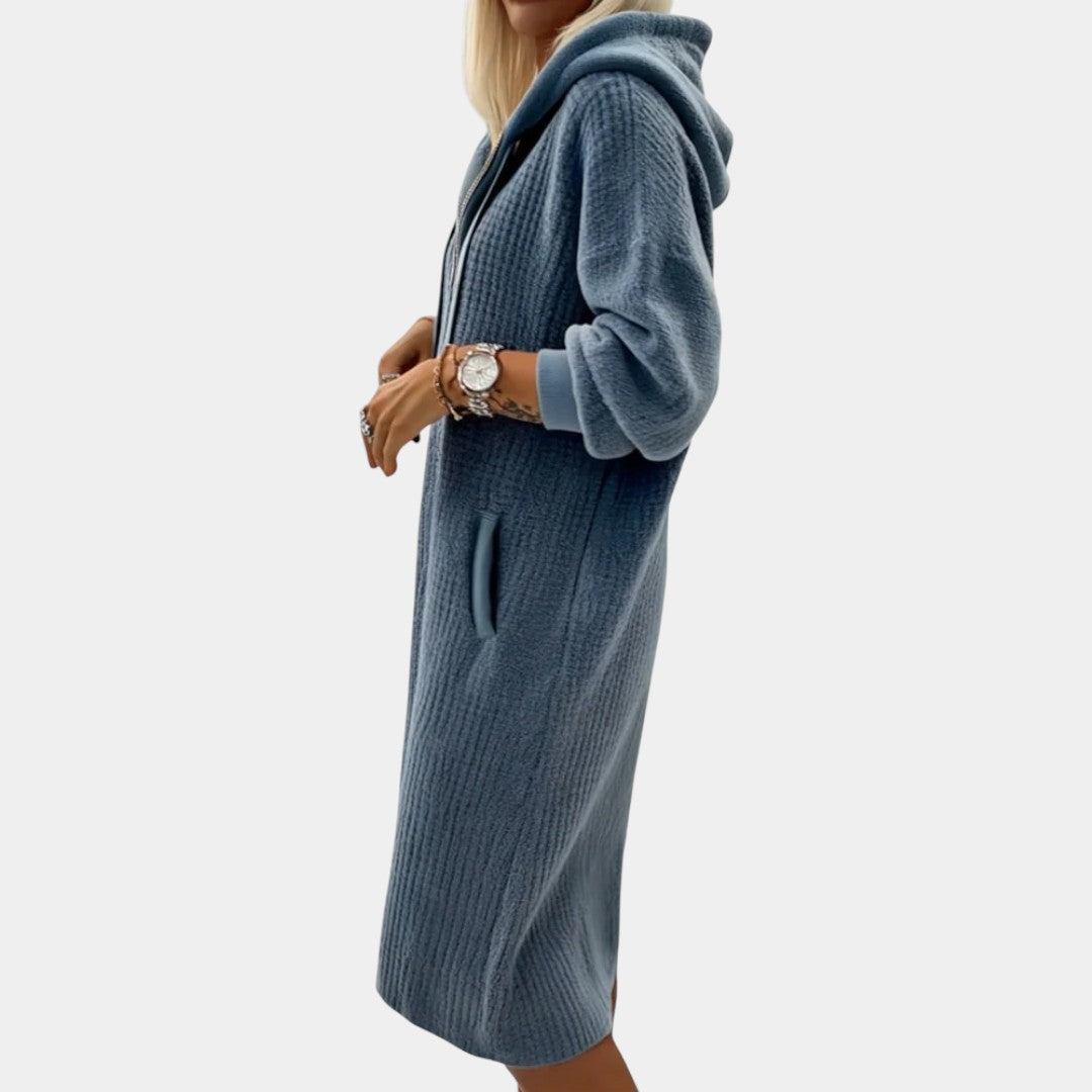 Naira | Vestido de Felpa con Capucha y Tejido Panal